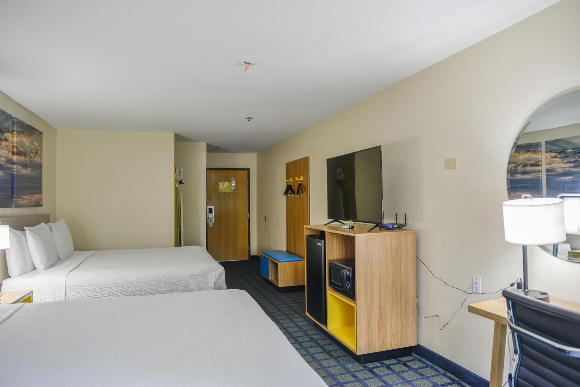 Days By Wyndham Hotel 2*
