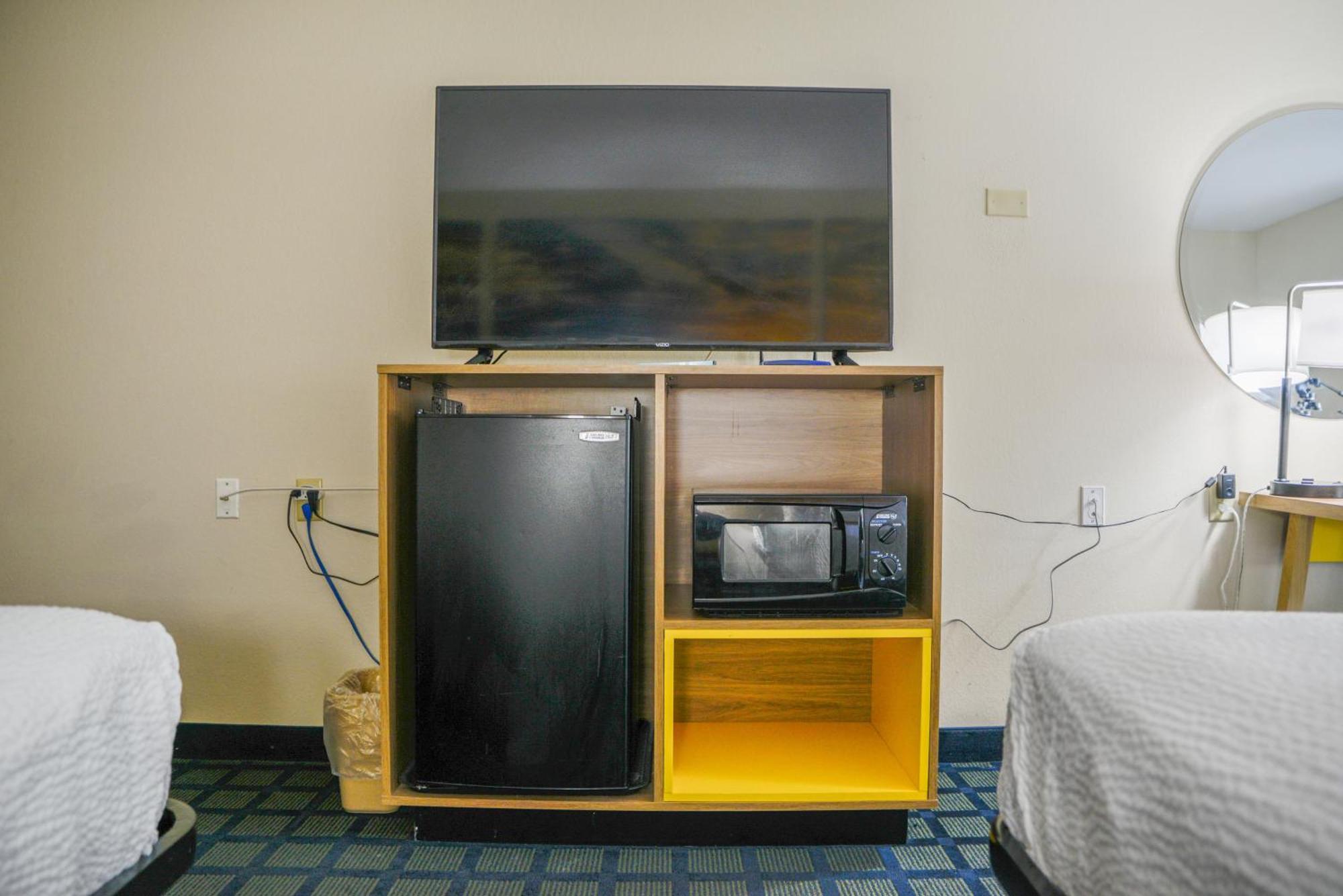 Days By Wyndham Hotel 2*